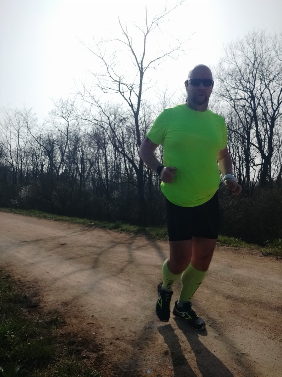 Sebferrez's tweet photo. Seb a couru 11.8 km avec FREQUENCE-Running @FrequenceRun #tomtom #kalenji #xt7 #Running https://t.co/c3KIHcoTob
