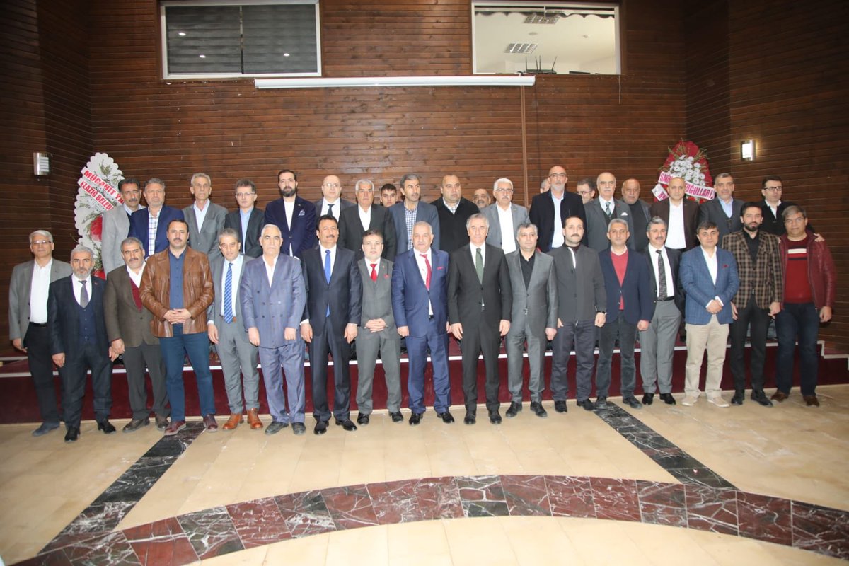 23YANILMAZ's tweet photo. Şehrimizin ekonomi başta olmak üzere gelişmesi ve kalkınması için geçmiş yıllarda düzenlenen teknik gezilerin değerlendirilmesi ve geleceğe yönelik yatırım çalışmalarının planlarını yapmak üzere düzenlenen #ElazığBuluşması programını gerçekleştirdik.
#platform23 https://t.co/iQyRUtHa6c