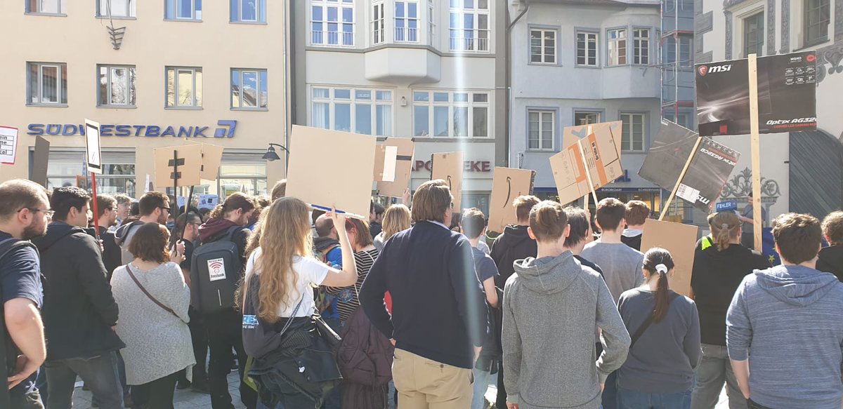 Der Demozug in Ravensburg 
#Artikel13 #Artikel17 #Artikel13Demo #SaveYourInternet #NieMehrCDU