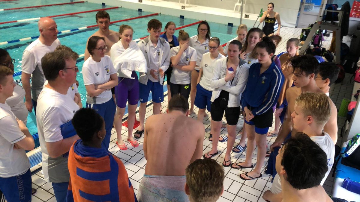 WVZ 1 plaatst zich voor de finaleronde hoofdklasse!
👉Lees hier hier het verslag: wvz.nl/nieuws/wedstri…

#zwemmen #zoetermeer #knzb