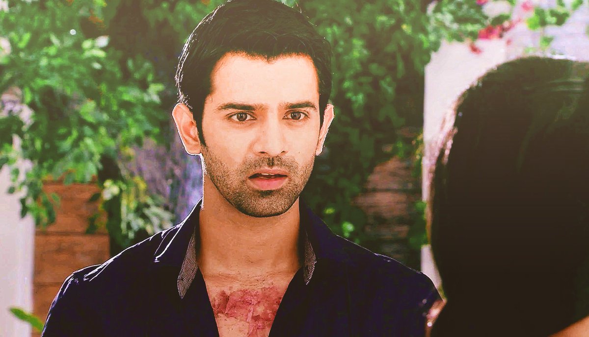 K: Humein laga aap ne humara dupatta pakra tha.. Par aap ne nahiiii pakra thaaaa!!!A: ... Toh kya pakarna chahiye tha? Amusing smile that adorned Arnav's face later on  #IPKKND  #IPKKNDrewind  #mycolouring  #Arshi  #IssPyaarKoKyaNaamDoon