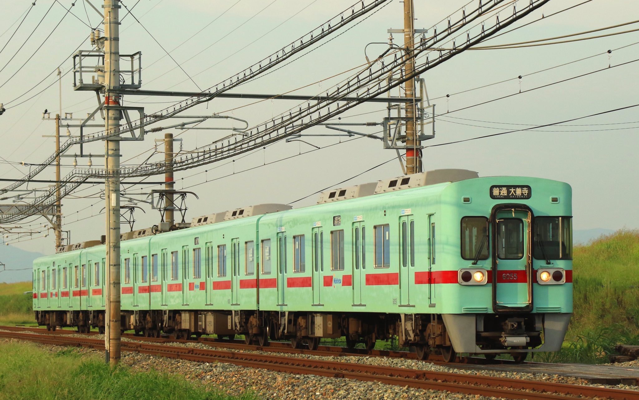 Toto トト 西鉄電車 レールキッチンチクゴ 名称は the rail kitchen chikugo ザ レールキッチン チクゴ で 料理にこだわった観光列車です 車両は3両編成で 約5億円をかけて既存の6050形を座席数52席に Toto トト 西鉄電車 レールキッチンチクゴ 名称は the rail kitchen chikugo ザ レールキッチン チクゴ で 料理にこだわった観光列車です 車両は3両編成で 約5億円をかけて既存の6050形を座席数52席に