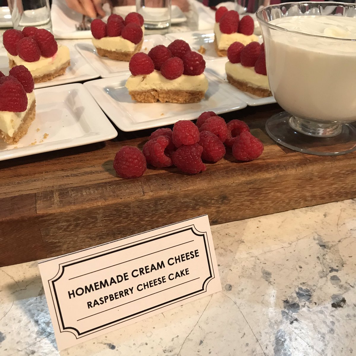 Sunday Brunch tweet media