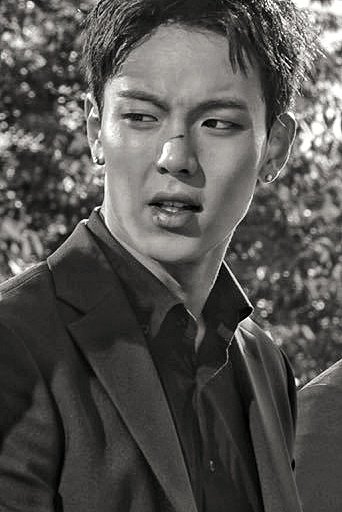 cutestshownu's tweet photo. Prisoner who is known for his cold murders but in fact he was framed but no one believes because of his past and fabricated evidences (inspired by Prison Playbook lol) https://t.co/P1hqG3p6q6