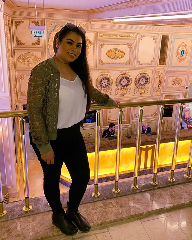 GoWithGeets's tweet image. This time last week we had just come back from our trip to Istanbul staying at the beautiful @missistanbulhotelspa enjoying relaxing massages everyday and exploring the city ❤️
And now here's me sitting waiting for my next adventure... #istanbul #istanbu… ift.tt/2Tul15E