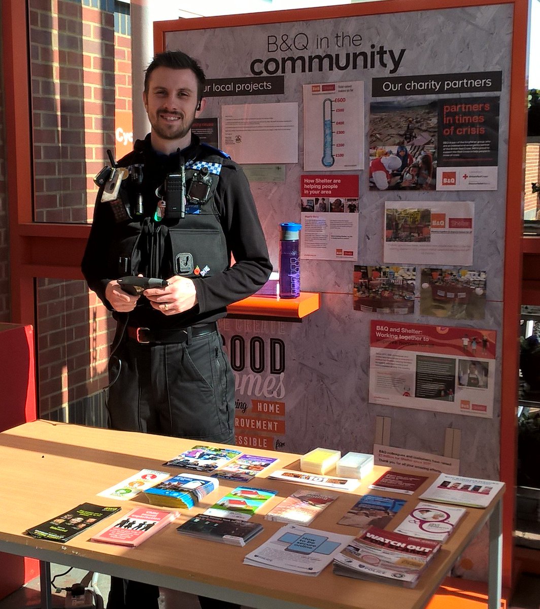 TVP_Bucks's tweet photo. We're down at B&Q offering crime prevention advice and free of charge property engraving please get your tools and pop down to see us. We're here until 12 #dontmissus #tagthattool #C6926 #C6763 https://t.co/zOwzJx8Rrs