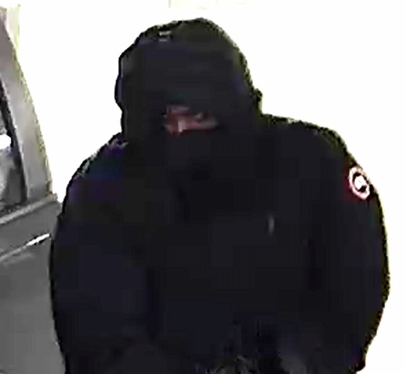 YRP's tweet photo. ARMED KIDNAPPING UPDATE - 22yr-old Wanzhen LU was kidnapped just before 6pm yesterday from 15 Water Walk Dr, Markham. If you spot this wheelchair accessible Dodge Caravan with stolen plate:CEAR350 call 9-1-1 immediately. Click the link for more info --> https://t.co/vZdrW5pWgW https://t.co/ffnqGH3lEw