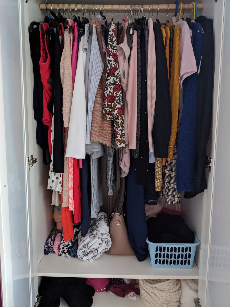 allthingspops's tweet photo. @MarieKondo has changed my life for the better. Always had so many clothes and too much clutter but 3 bin bags of clothes down I'm learning to appreciate fewer items and better storage methods 💕 https://t.co/z9pK3SV6d6