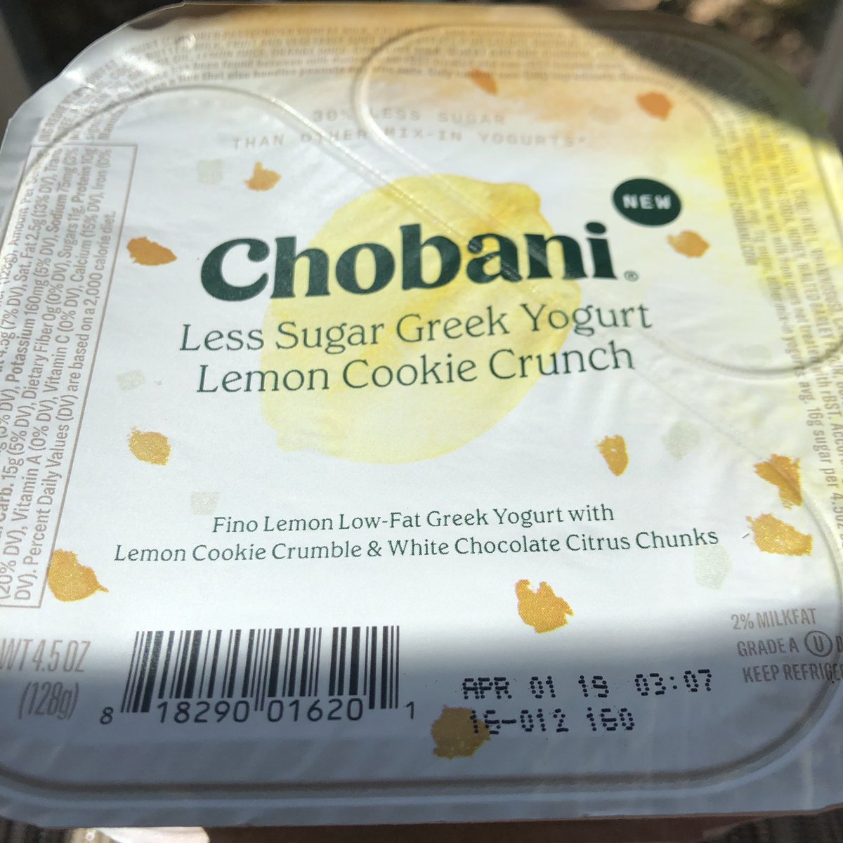 kwklett's tweet photo. Shout out to @Chobani for their #LessSugar yogurt lineup! Great flavors &amp; taste with LESS sugar, instead of artificial sweetners. Imagine that!!! 🙌🏻💯😋 https://t.co/xTkDvXVpJs