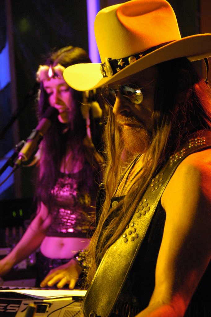 Montecrossa's tweet photo. #Listen Michel #Montecrossa & #Mirakali Sunday Song Selection https://t.co/KpLA5kyvXC @lebalzin @sgaparwezi @ejlazar @mhall55nine @Hundjavelen @JNSenoValente @JustWilliamT @BetweenTheSun #music #Cyberrock #singer #Electronica #Mirapuri #WildWest #wideness #songwriter #playlist https://t.co/rcYT4GJg4c