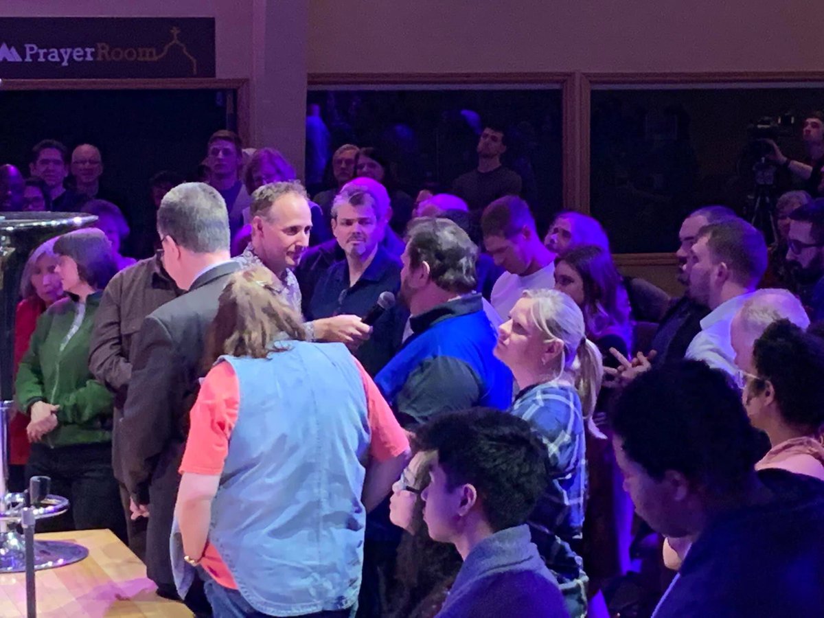 jasonfrenn's tweet photo. Ha sido un comienzo para un año fenomenal. Desde Alaska a la Florida a Texas, más de 6 mil decisiones por primera vez para Cristo desde enero. A Dios sea toda la gloria. Ora por nosotros porque regresamos a Cuba y Argentina. #JasonFrenn #Alaska #Florida #Texas #Ora https://t.co/WVlt8lGJvw