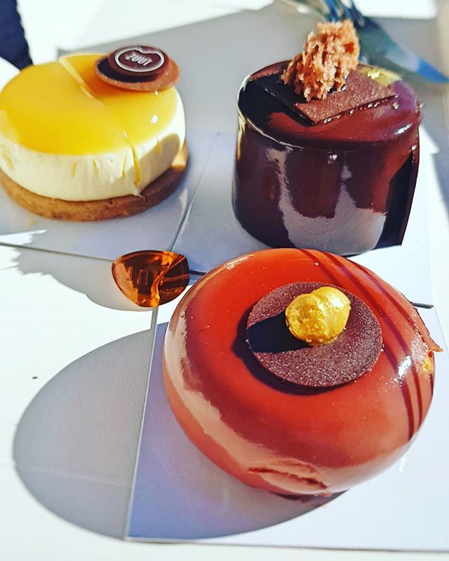 stevenvermoere's tweet photo. Nu kennen ze in Ieper ook @patisseriezuut 😋

#zuut #Leuven #Belgium #Vlaanderen #chocolate #sweet #cup #food #foodporn #foodie #foodpicoftheday #foodpic #foodgasm #instafood #yummie #cake #cream #sugar #delicious #pudding #fruit #mousse #homemade #creamy #pastry #caramel https://t.co/BL2JrZEJ70