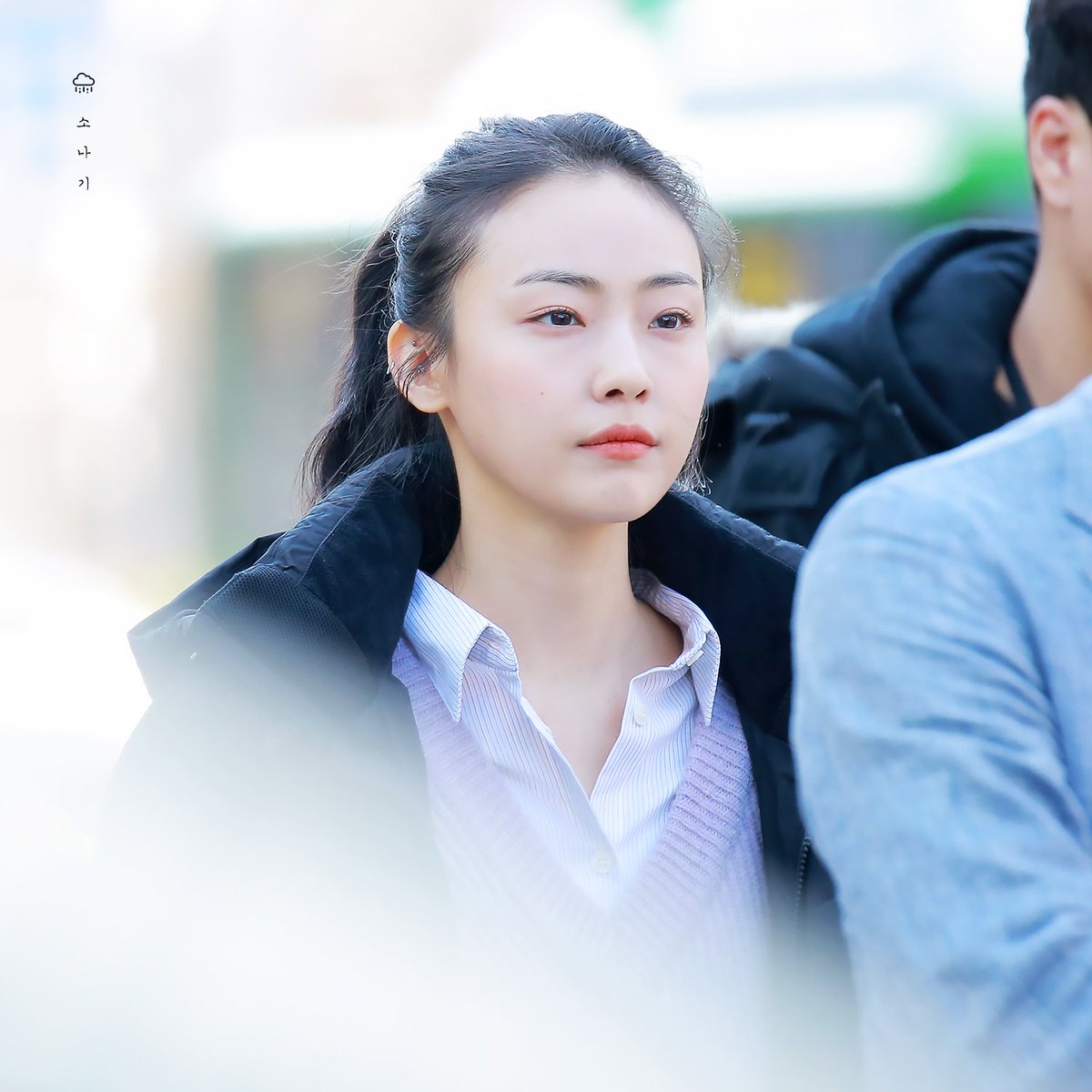 190324 영화 #악질경찰 개봉 기념 무대인사 #전소니 #장미나Translate post