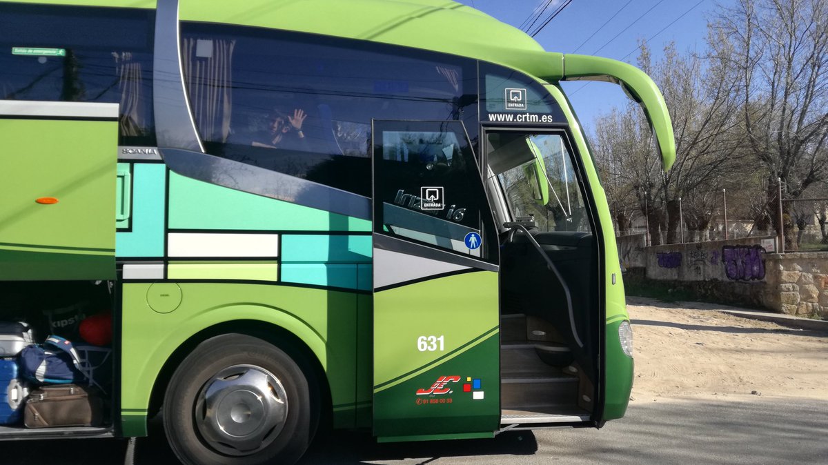 tagastitos's tweet photo. ¡Cerrado y saliendo hacia la parroquia! Llegaremos sobre las 18:00/18:15, aunque siempre dependemos del tráfico #ConviPosco https://t.co/Lx0U6Keu1u