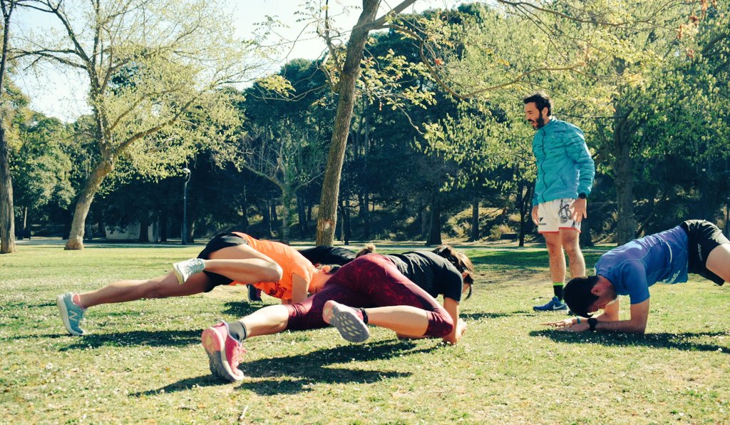 Segunda jornada del curso de #cyclopheformacion sobre #Entrenamiento de la Fuerza aplicada al #TrailRunning. Ejercicios en entorno natural con autocargas y cuestas.Genial el trabajo y actitud de los alumnos! <a href="/educainformal/">educacioninformal</a> <a href="/trailsobrarbe/">Gran Trail Sobrarbe</a> <a href="/Cesc1ELLK/">Cesc</a> <a href="/vane_bataller/">vanessa bataller</a> #trail #running
