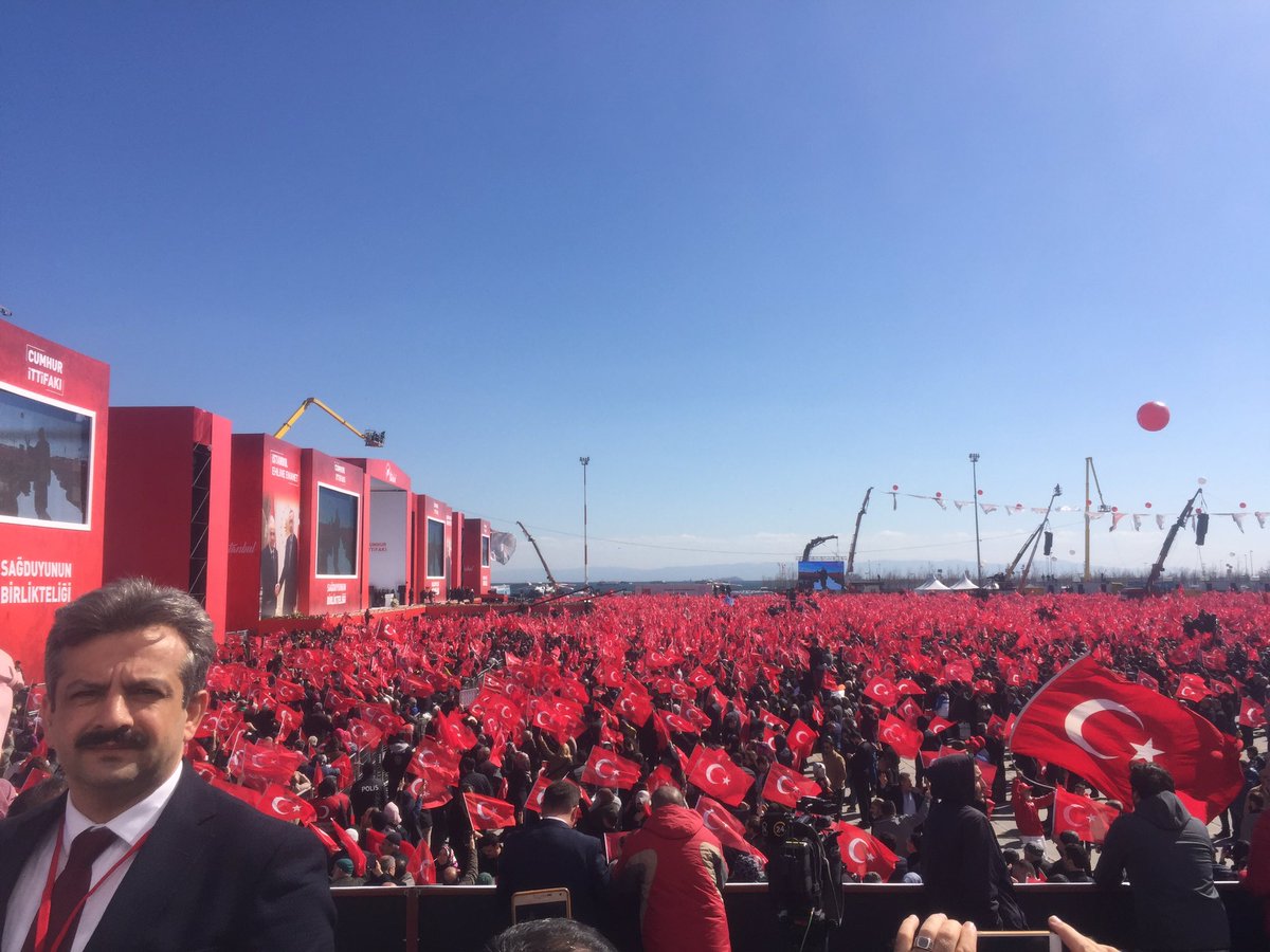 Bizimkisi bir aşk hikayesi