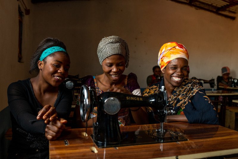 The time to act is now. 

We urgently need to step up progress if there’s any hope of ending #childmarriage around the world in one generation.

📸 @ThomPierce #EndChildMarriage