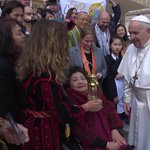 Image for the Tweet beginning: Hiroshima survivor presents “Flame of