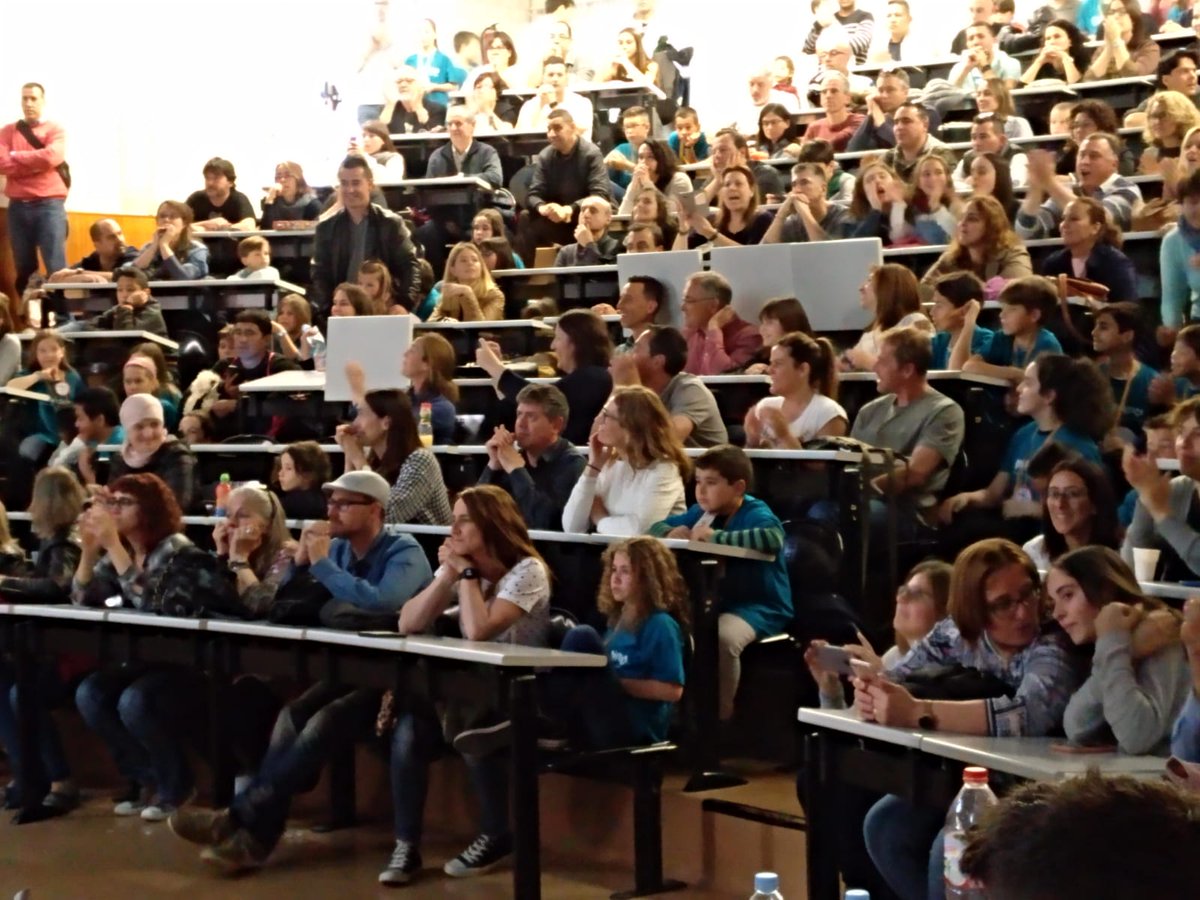 UdGGovern's tweet photo. Magnífics tallers, presentacions i  solucions de reptes sobre
 #EspaisUrbans a la cloenda de la @girobotica 2019
@iceudg @UdGPolitecnica @univgirona @educaciocat @PatronatEPS 
#girobotica https://t.co/D3OG0a4QoG