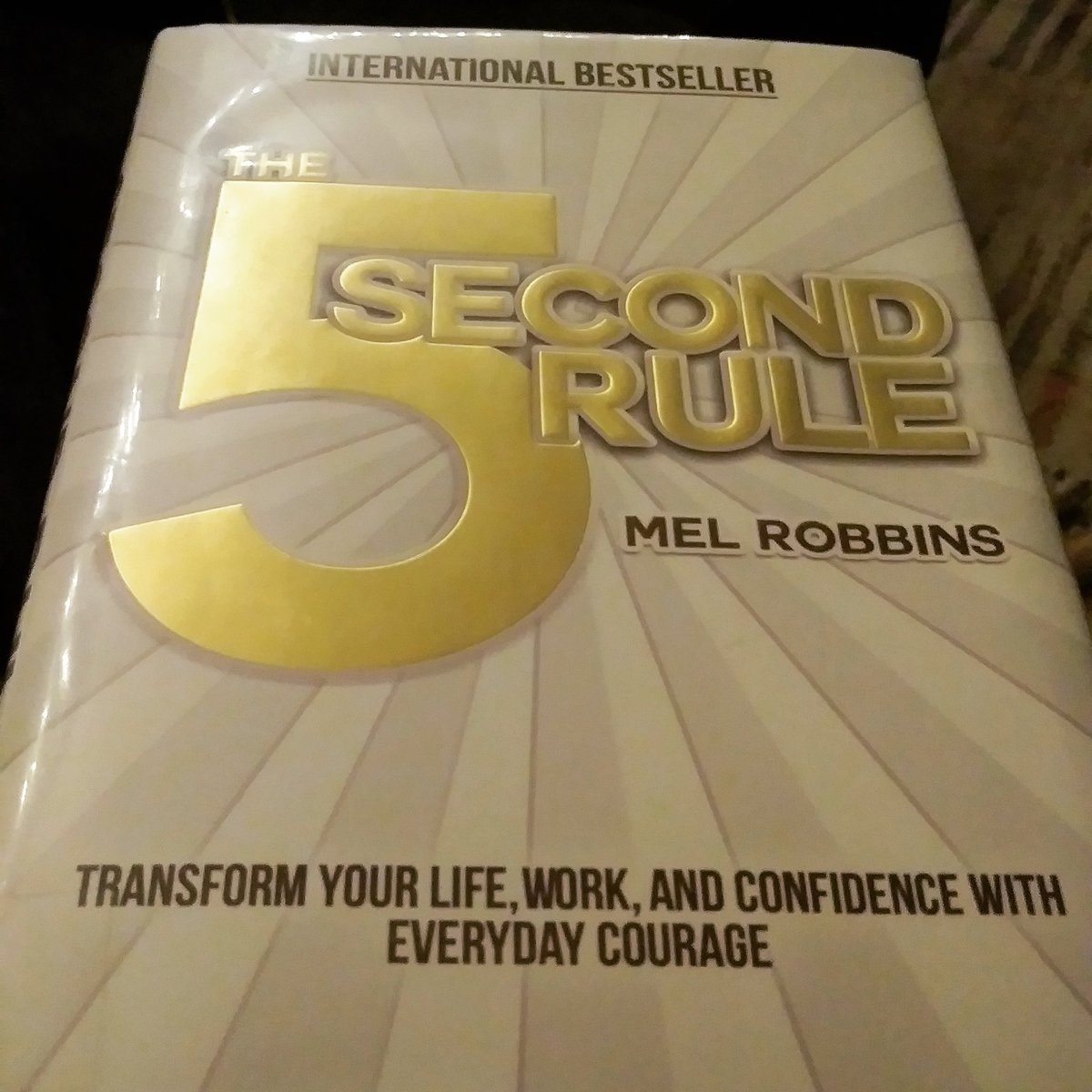 brandywollet's tweet photo. Literally just finished this amazing book, thank you @melrobbins you have created something so inspiring with such a simple concept.
#melrobbins #melrobbinslive #5secondrule #mindset #courage #positivemindset #reachformygoals #followmydreams #beatfear https://t.co/vsjcHCAZS2