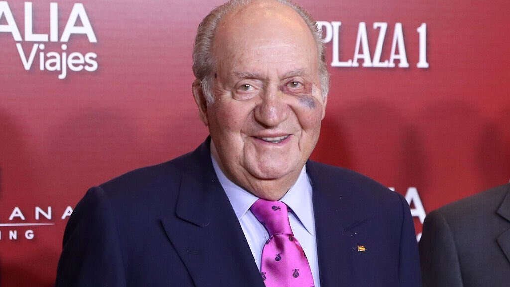 PortuariosBCN's tweet photo. Hay algo que no nos cuentan https://t.co/1p2Pc2HzWL
