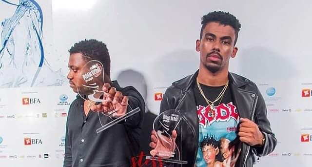 CanalHipHop's tweet photo. @mobbersoficial eleitos pelo Moda Luanda "Grupo do Ano, Show do Ano 2018 https://t.co/BoGT9ZxNYQ