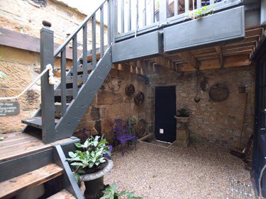 1820 Cottage Bakewell tweet media