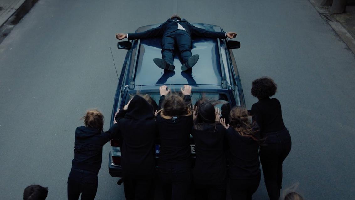 I will stand from falling, I can see your way

#WARCHILD out now. youtu.be/NytlvKunoIA