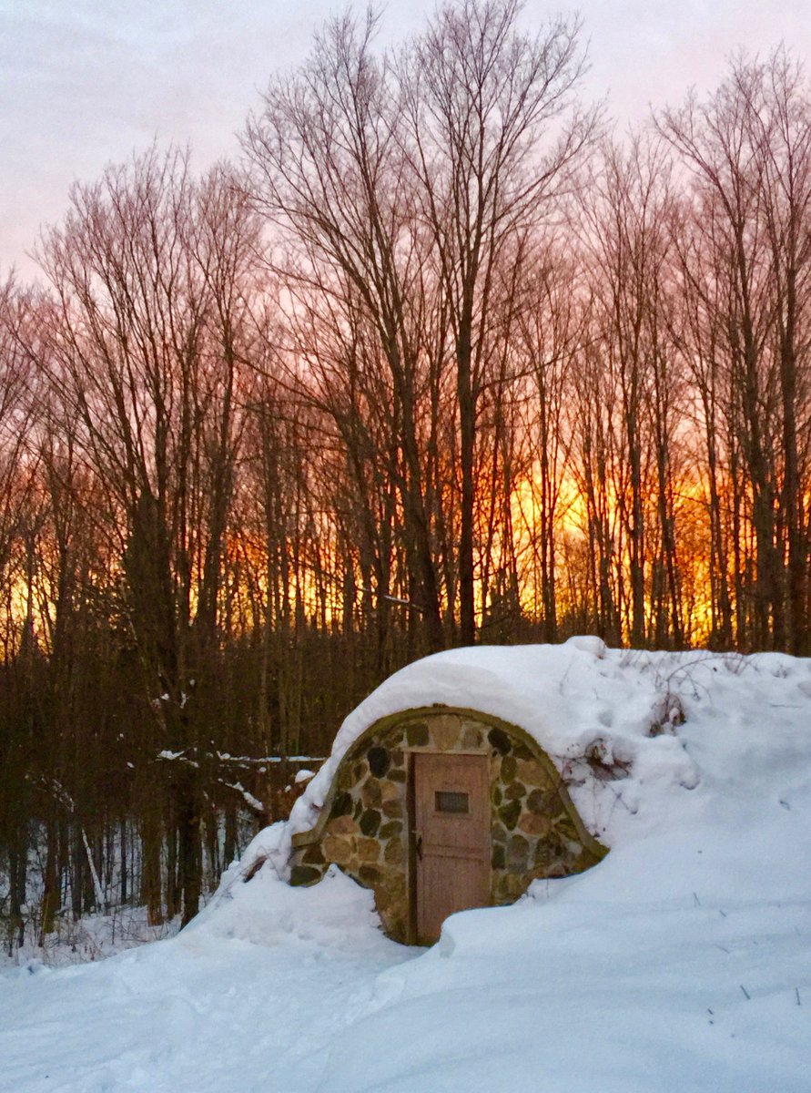 Incredible photo from Hillsview Farm &amp; Studios 

ow.ly/srm530o4YJ4