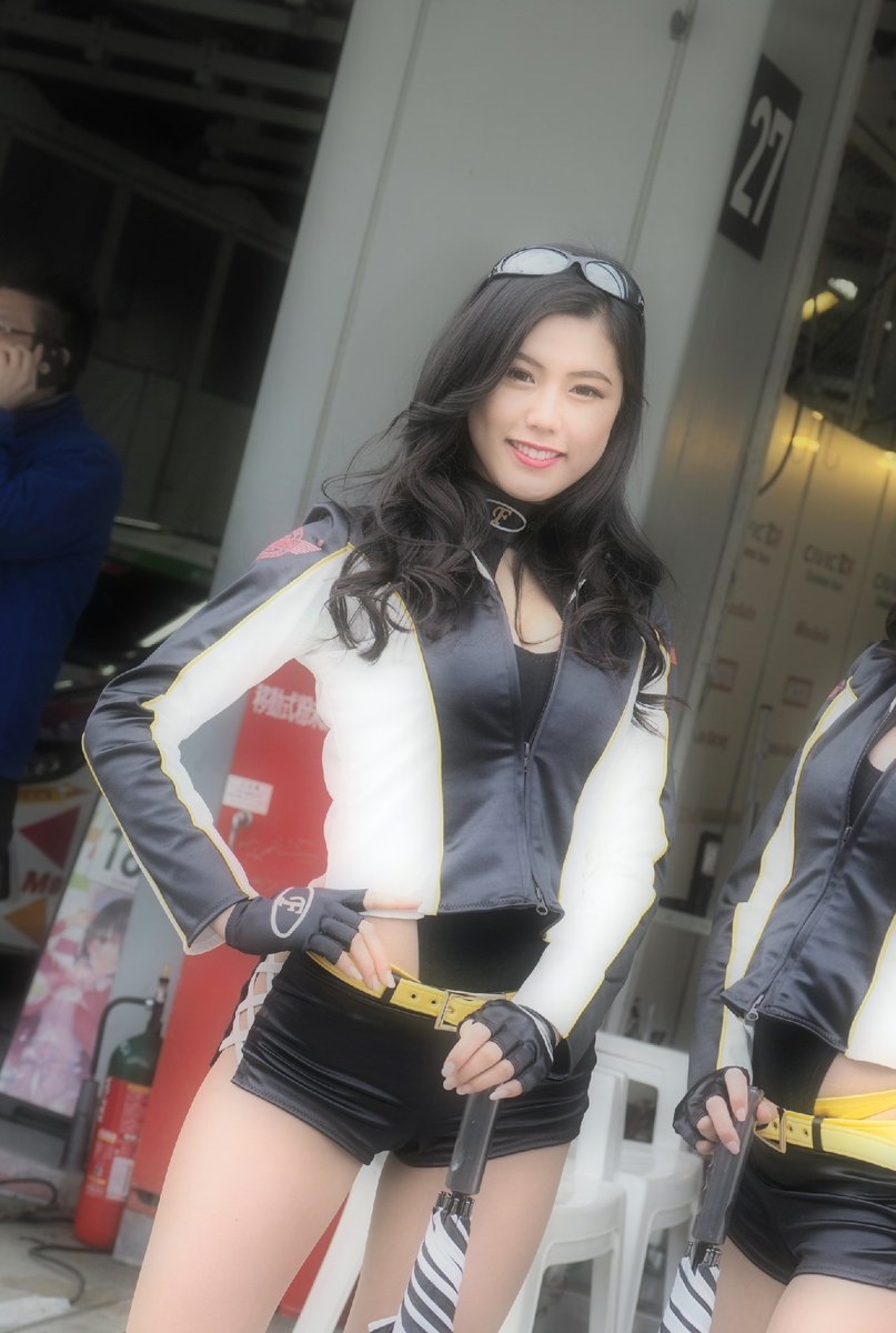 okkilexus's tweet photo. 2019.03.24 スーパー耐久 開幕戦 鈴鹿
真木しおりさん(@MakiSiori)  No.3

#super耐久
#S耐
#teamフローラル 
#ModuloRacingwithDome https://t.co/gMuGcP3Aqi