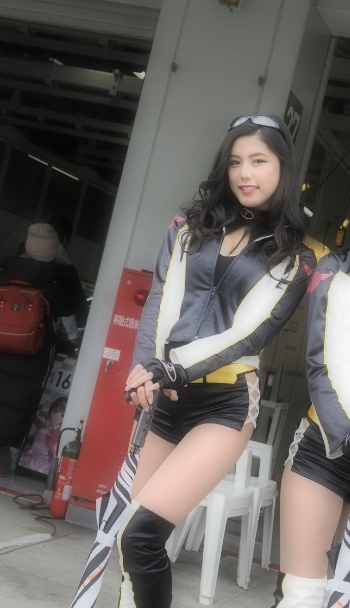 okkilexus's tweet photo. 2019.03.24 スーパー耐久 開幕戦 鈴鹿
真木しおりさん(@MakiSiori)  No.3

#super耐久
#S耐
#teamフローラル 
#ModuloRacingwithDome https://t.co/gMuGcP3Aqi