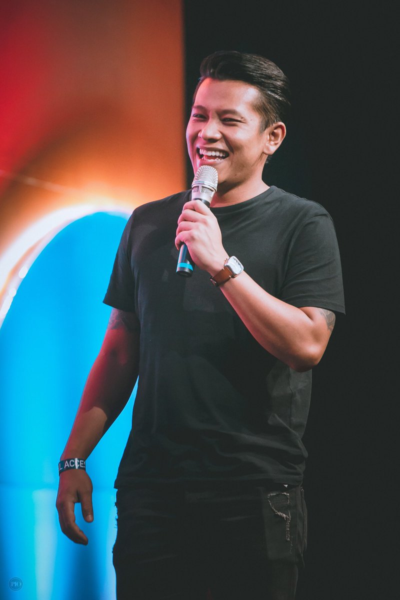 Standupindo's tweet photo. Next, ada @borisbokir #LocalStandUpDay2019
๐ธ : @piokharisma & @rahadyankukuh https://t.co/bUvaKIP7vx