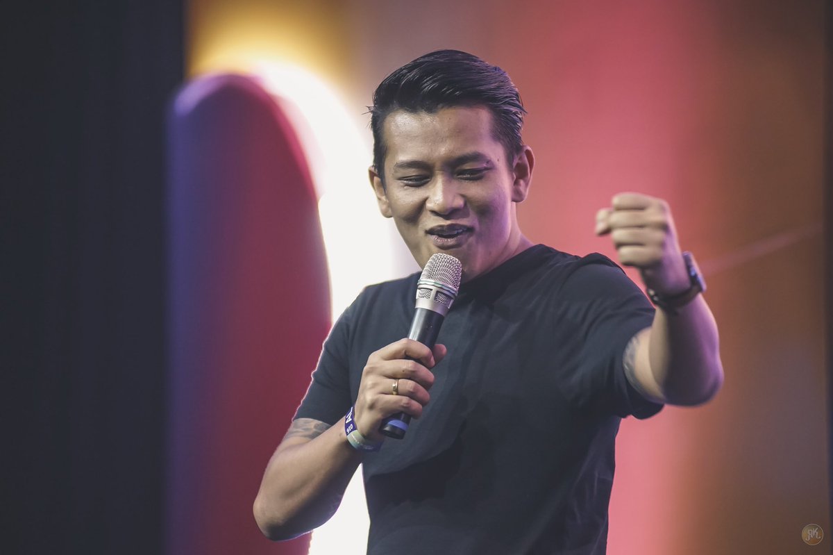 Standupindo's tweet photo. Next, ada @borisbokir #LocalStandUpDay2019
๐ธ : @piokharisma & @rahadyankukuh https://t.co/bUvaKIP7vx