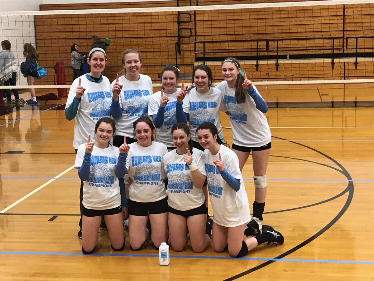 smanger03's tweet image. Great day for the Manger girls~doing what they love to do! 🏐💃🏼❤️