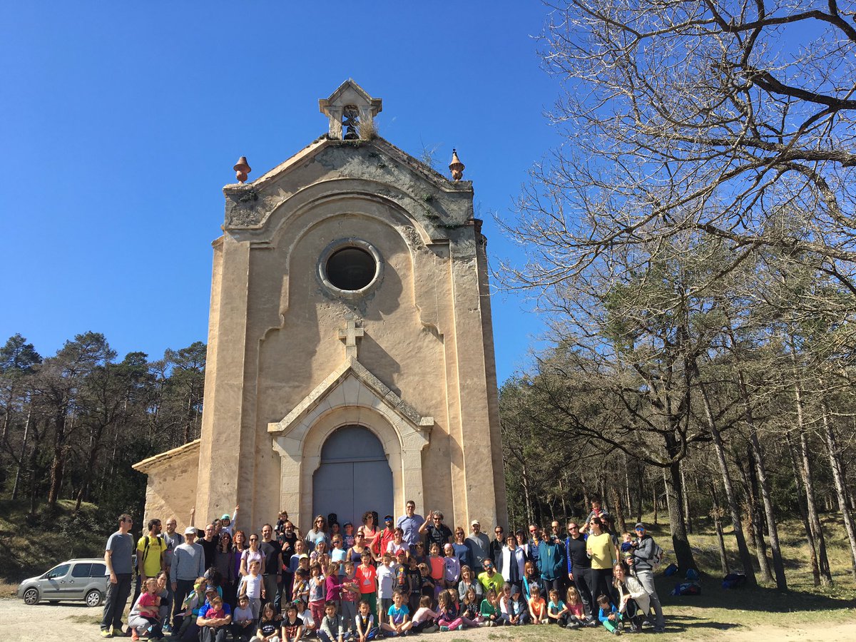 AmpaAndersen's tweet photo. Molta participació a la sortida a la Natura d’avui fins a a St Roc
Hem trobat fòssils, petjades d’animals, pistes, un bosc encantat...
Grans i petits hem gaudit d’allò més!
I amb un temps esplèndid!

Gràcies a tots els que hi heu participat!! https://t.co/sJSX12YkOD