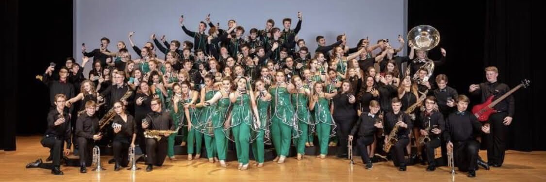 MarysvilleSU's tweet photo. Although the season may be coming to an end; the memories will never be forgotten. Thank you to everyone for all their love and support. Win or lose, Ohio or Florida, Showcase or Halfcase. No matter what we face, we will always be a family. Thank you for everything!! ~ Love, SU https://t.co/xQdCxVnFAQ