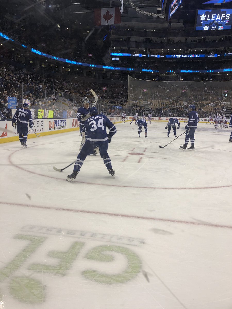 crowdmendes's tweet image. I went to leafs game last night and guys it was seriously the best night of my life