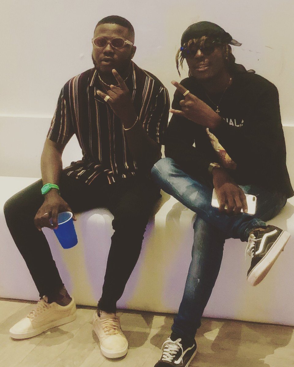 talaat_yarky's tweet photo. Street product @kofi_mole 🔥🔥 #streetwaves #nga https://t.co/6TmtUlIORp