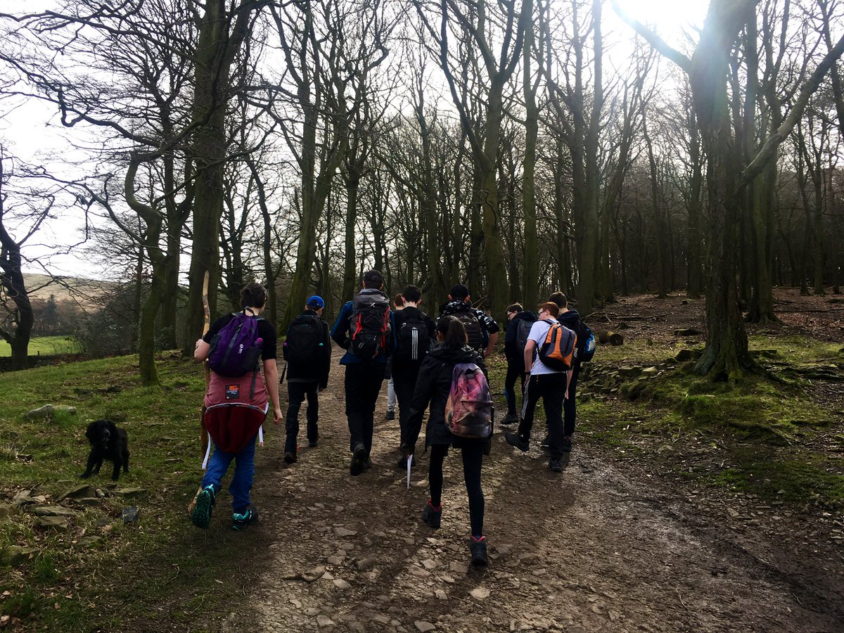 CHHSPE's tweet photo. DOFE: A successful two days of @DofE walking for our @CheadleHulmeHS Y10 students. Some excellent teamwork and map reading skills from all our students in preparation for the expedition later this year. Well done to all involved! #CheadleHulme #LaurusTrust #DofE https://t.co/sisKIJl52o