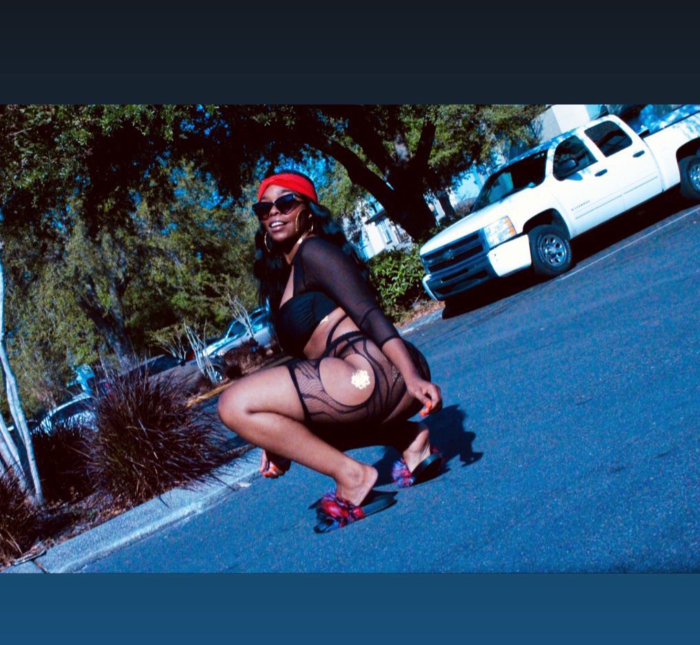 tQte's tweet photo. Stripes on my π so he call this π».... π
#Driptopia #dripbae
You should have let me drive the boat π€·πΎββοΈπ¦π€ https://t.co/PKMGrRvLHN