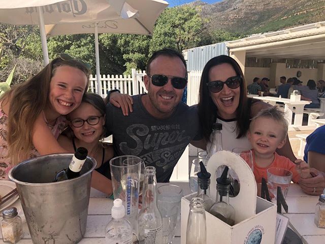 ladytrac's tweet photo. Happy days #family #funtimes #memories https://t.co/ElBT1fE4OO https://t.co/1f4ILvqGTV