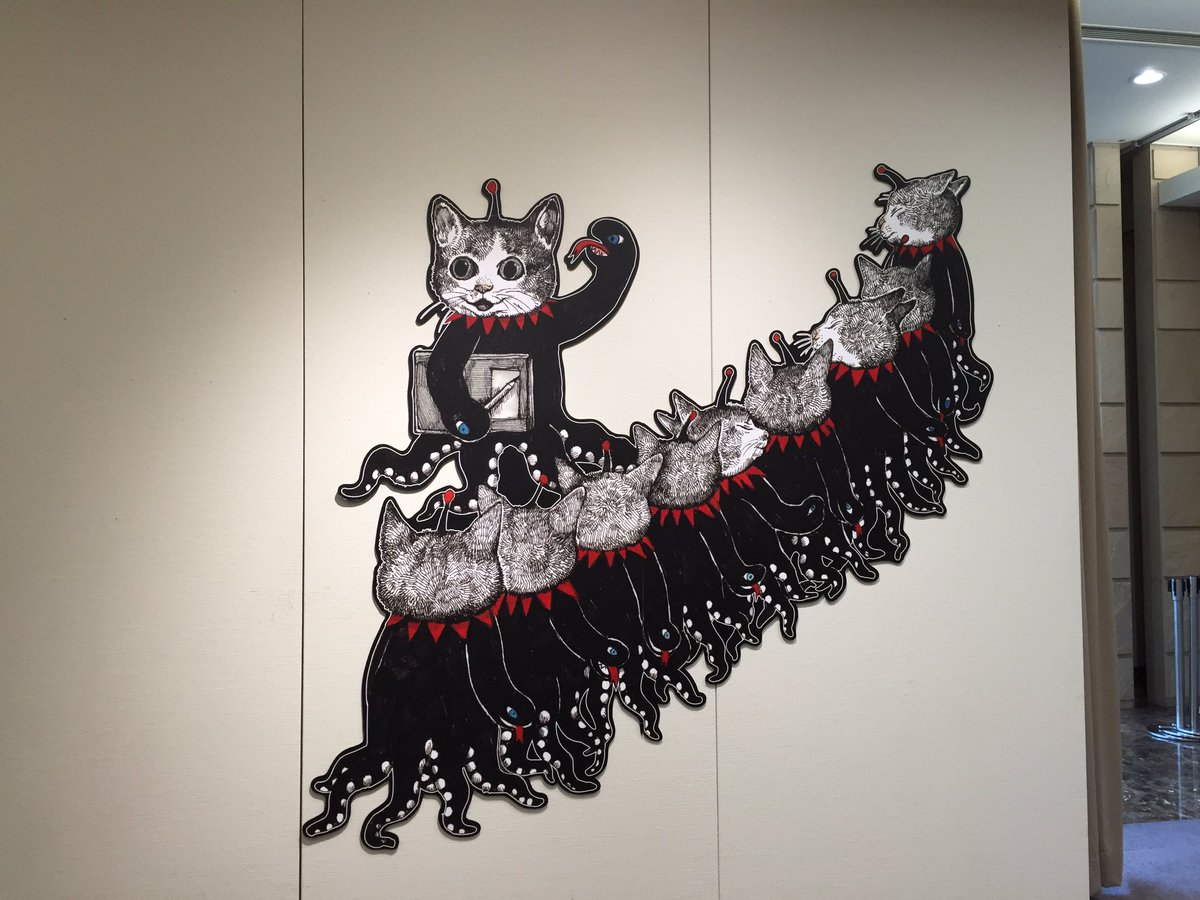 ヒグチユウコ展行けたー!!!やったーー!!超脳汁プシャプシャ出ながら見てました。3日は滞在して眺めていたい空間だったなー  原画はものすごい迫力があった。素敵だったー。見に行けて良かったー!! 