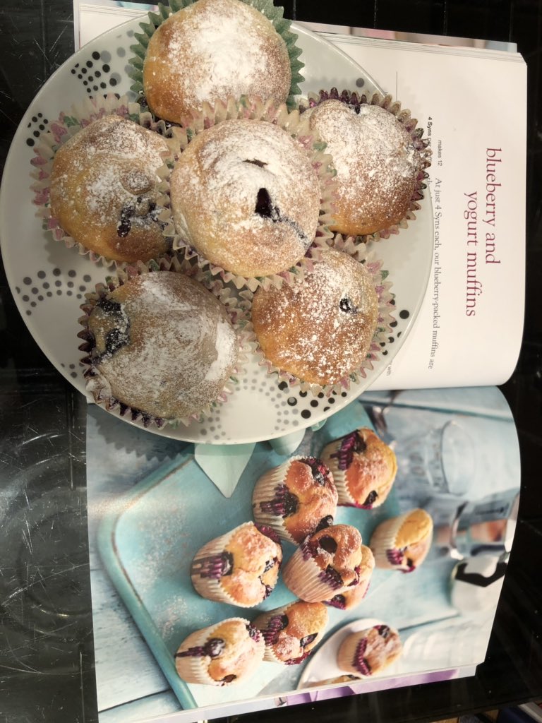SlimMichellepw's tweet photo. Been baking some sweet treats #nothingofflimits @slimmingworld @fayswhamstead @BecSWBrownhills #healthyeating @Frylighthq #slimmingworld #SwAstonUniRec
#SwPerryBarr
#SlimWithMichellePW
#back2target
#weightloss https://t.co/7yoUgwkl2m