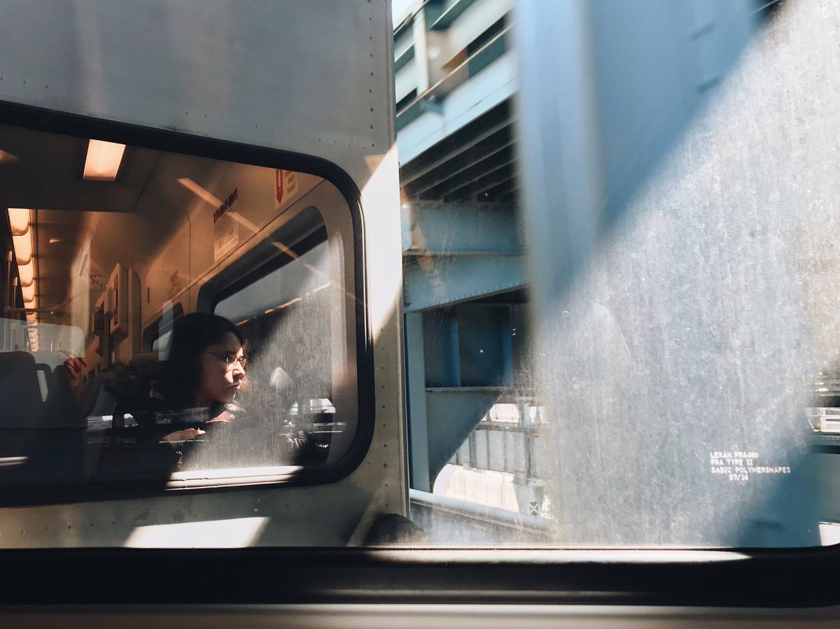 snapgraz's tweet image. Did some wedding work in Philly yesterday and ended up taking some street shots.  I fall in love with the city a bit more every day.

#streetphotography #phillyphotographer #lightandshadow #lifestylephotographer #documentaryphotography #yophillymag #vsco