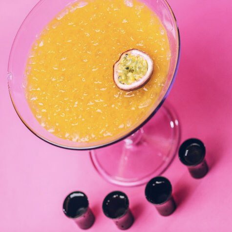 Our brand new #Cocktail Menu lands next weekend! 🍹🍬 Try one for FREE by registering here > chicagosbars.co.uk/hanley/guestli… 🙋‍♀️