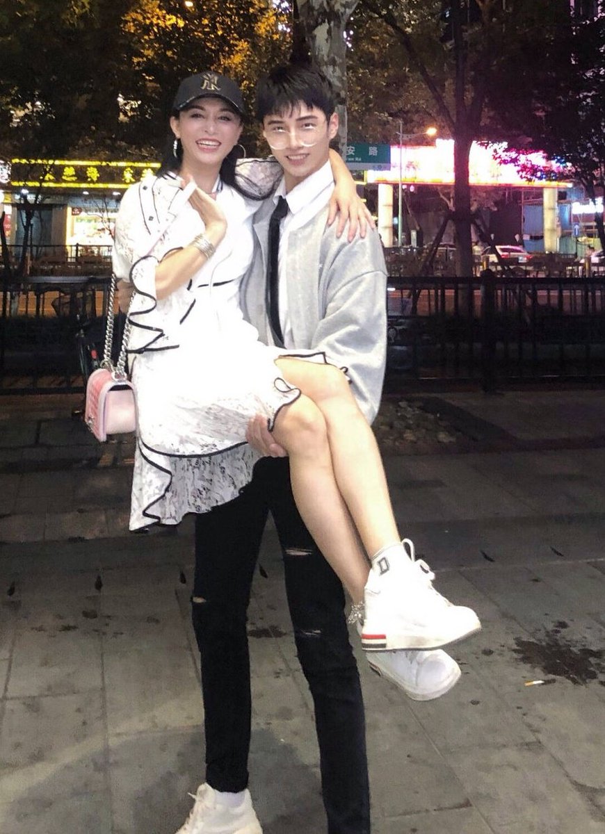 BX_Sidney's tweet photo. Spend time with my loved 💑 love ya 💏 https://t.co/2BIBSo2fd0