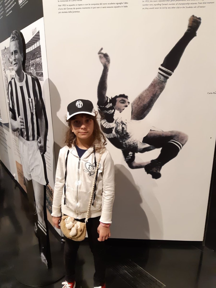 CalcioArzilla's tweet photo. ❤️⚽️PinkArzilla all'Allianz Stadium, insieme a 39000 spettatori #GINEVRA #realtá #calciofemminile #Italia #figc #soccer #womensoccer
#JuveFiorentina  #wepesaro #raffamanieriacademy #esprienza #cresctita #record https://t.co/SJCZ6jkaSC