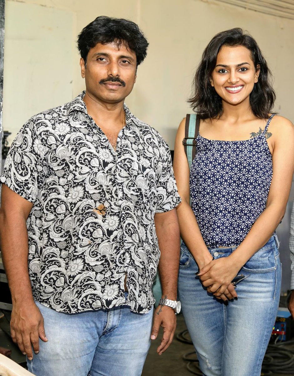 ShraddhaSrinath's tweet photo. Sunday andre heeg irbeku. With D Boss @dasadarshan and Sandesh sir. :) https://t.co/c1zYXLTxoV