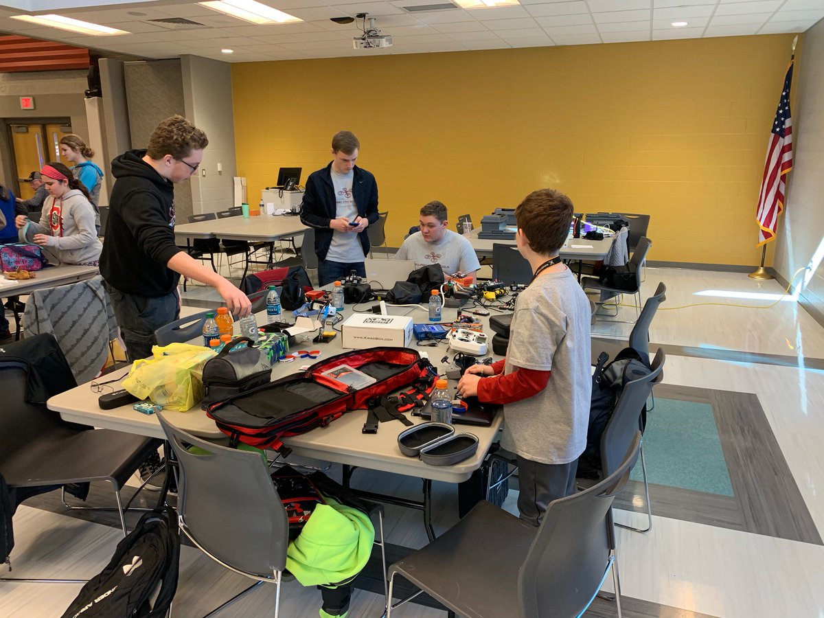 markwhite85's tweet photo. Congratulations @willardflashes Drone Club, who competed against area schools Saturday! Mitchell and Mason Carnahan, Justin Gillmor and Brayden Sykes did great! Mason finished 2nd Newbee! Justin finished 3rd Super Whoop! Thanks Coach Graybeal, @Ehoveehrhardt and @Safety3rdRacing! https://t.co/yf2IHTzyy5