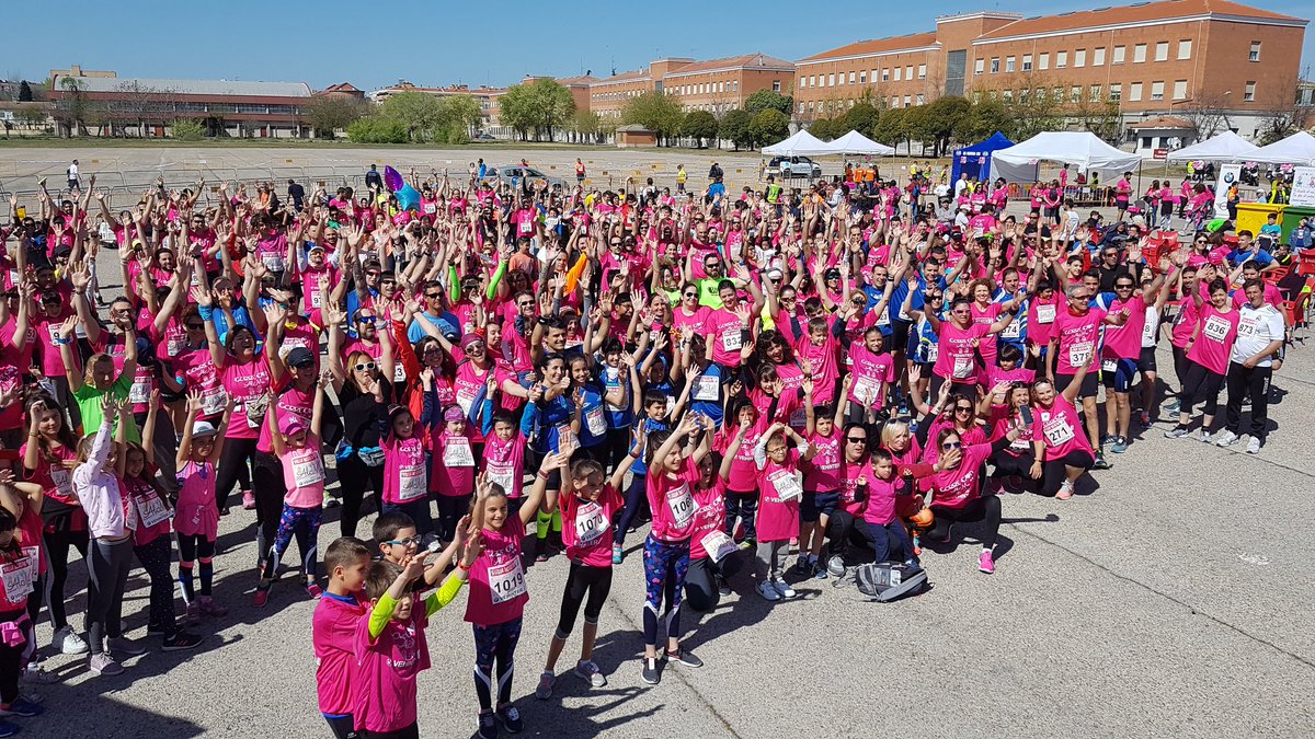 Con la entrega de trofeos a cargo de la Alcaldesa, el Coronel del ACAR de #Getafe y los Concejales de Deportes y Hacienda, Juventud y Educación finaliza la 1a Legua y Milla Inclusivas de <a href="/Alma_Asoc/">Asociación Alma</a> que se ha celebrado esta mañana con la participacion cientos de corredores 🏃‍♀️🏃‍♂️❤